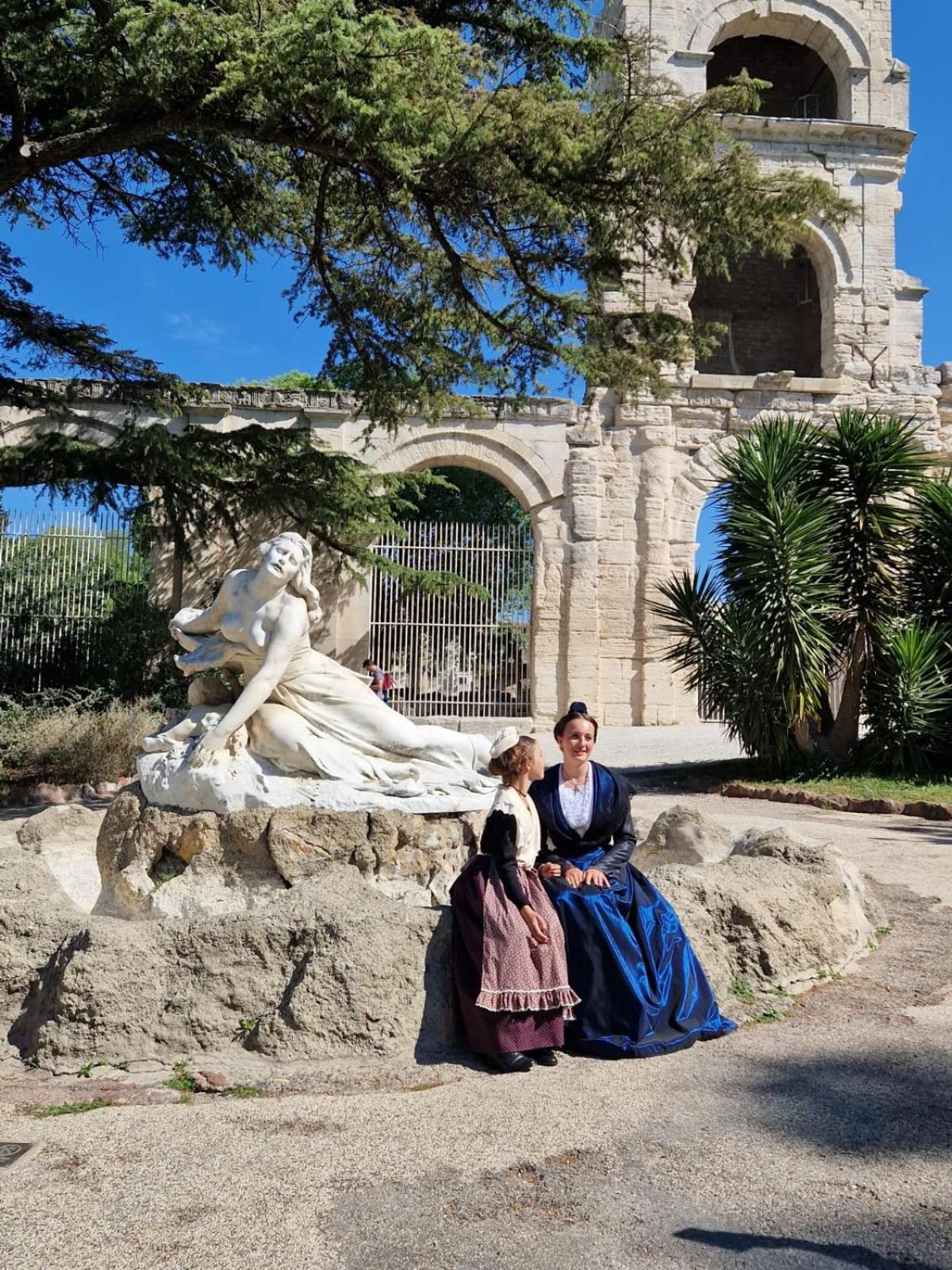 Capucines, Un Jardin Secret Dans Le Centre Historique Appartement Arles Buitenkant foto